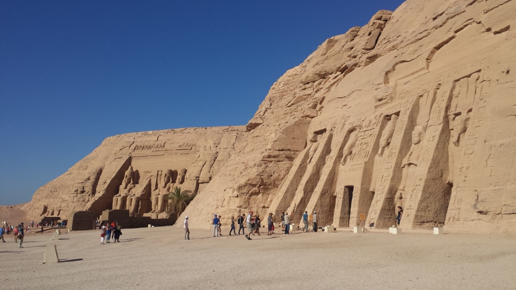 abul-simbel-temple