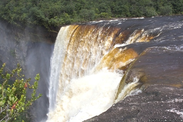 kaieteur-falls