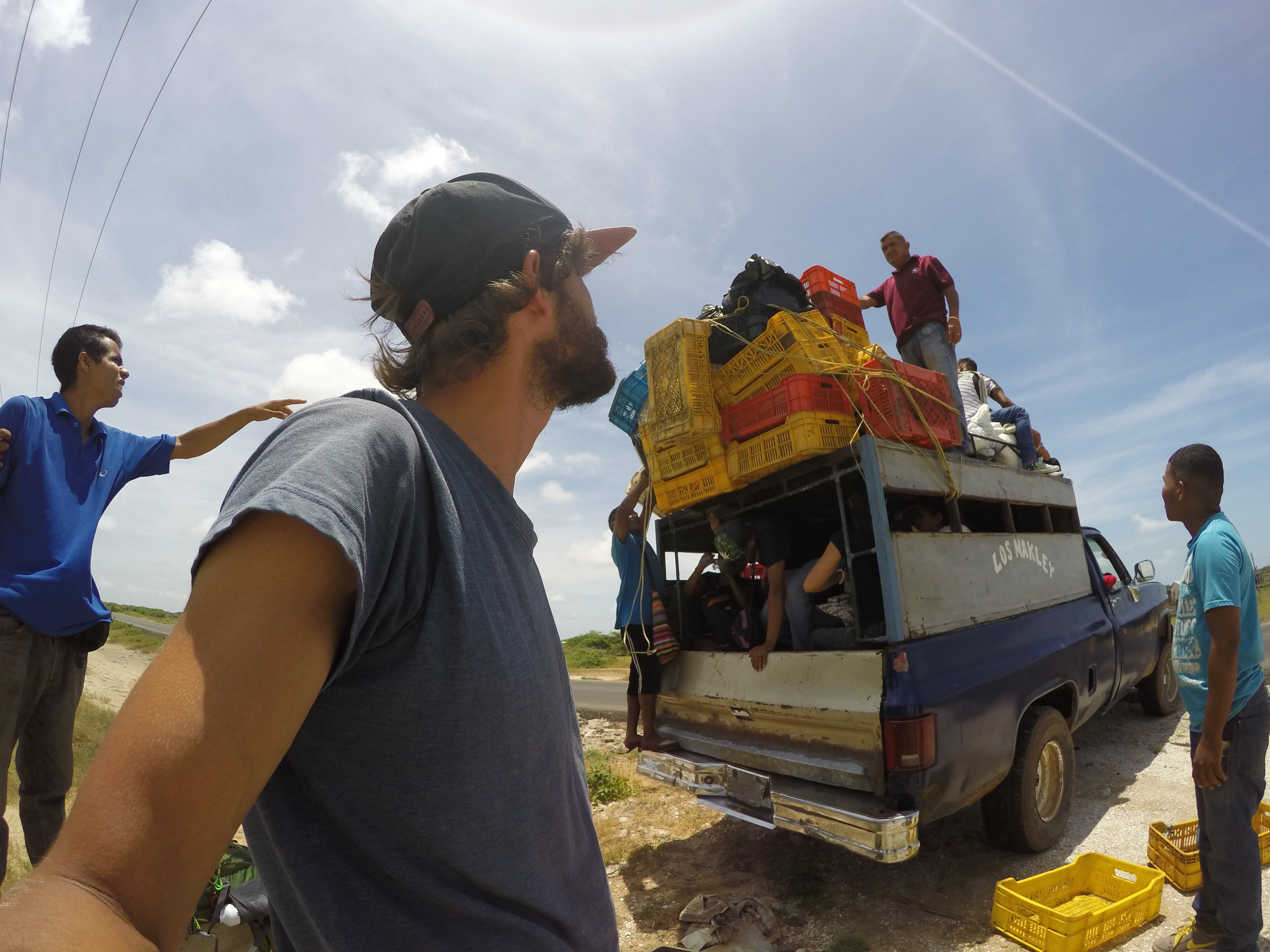 How to travel overland from Colombia to Venezuela