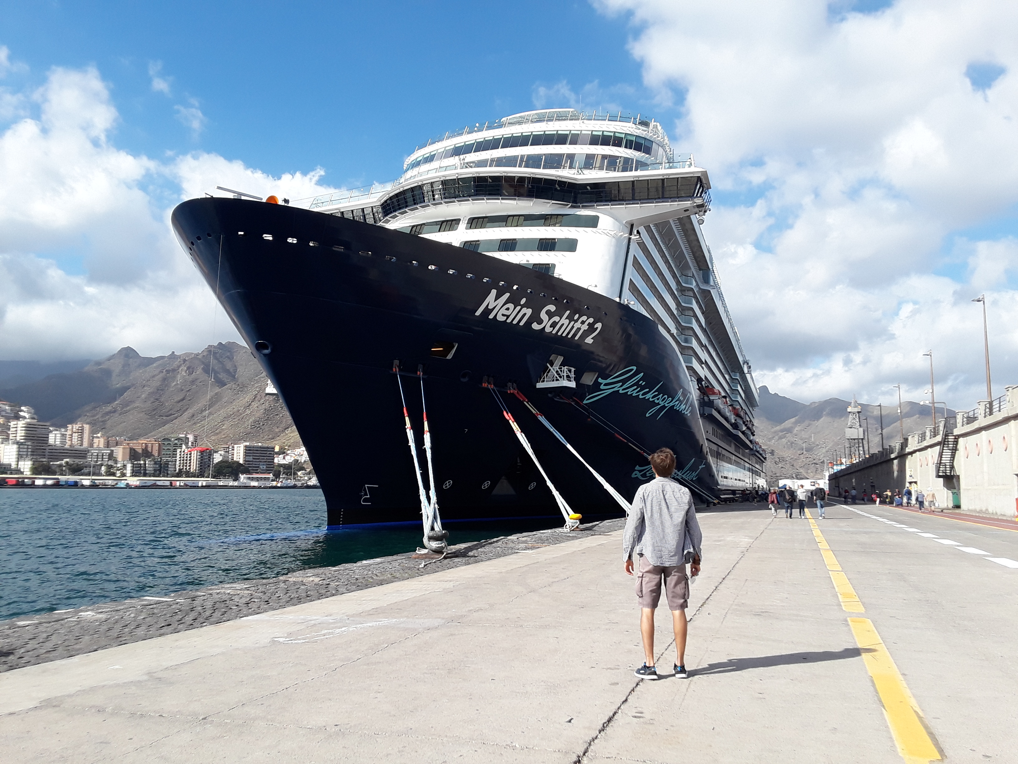 work on cruise ship ireland